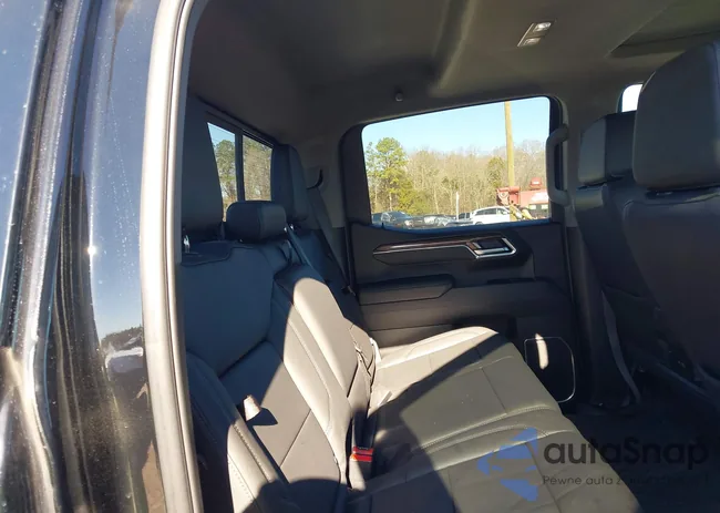 3GCUKFE89SG247416: 43947840