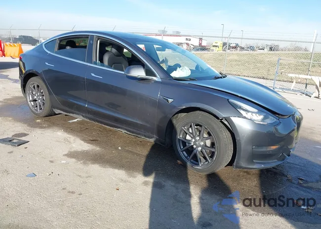 5YJ3E1EB2LF774853: 43947852