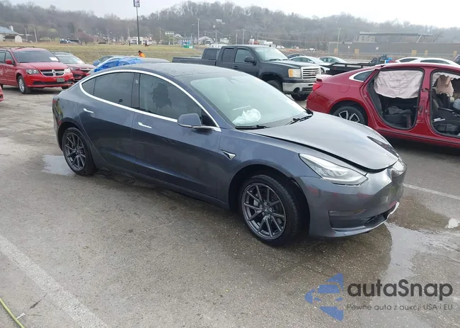 5YJ3E1EB2LF774853: 43947852