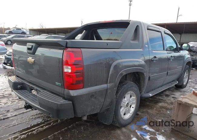 3GNVKFE04AG107701: 43947867