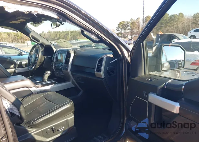 1FTEW1EG6JFB37104: 43948048