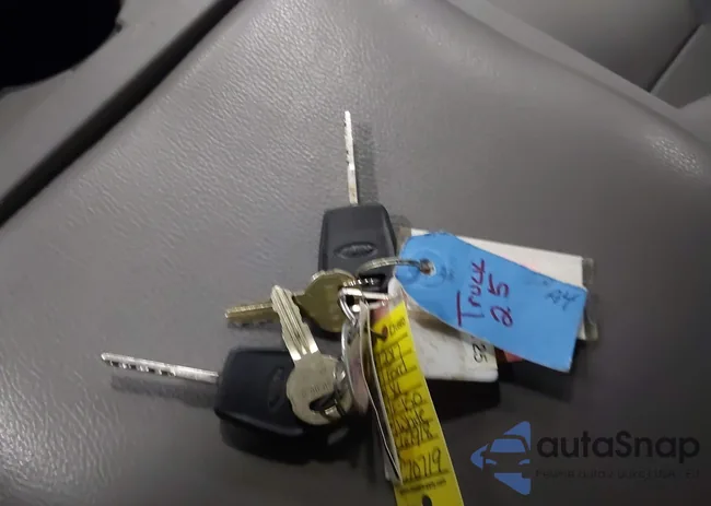 1FTMF1C87HKC67918: 43948078