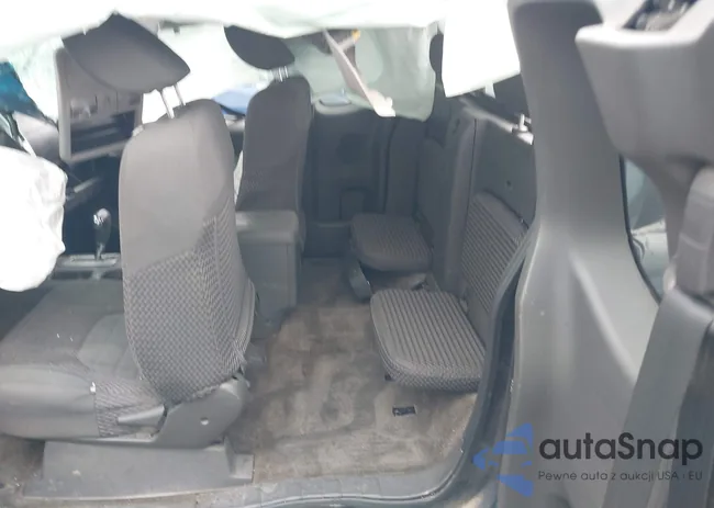 1N6AD0CW2FN725598: 43948100