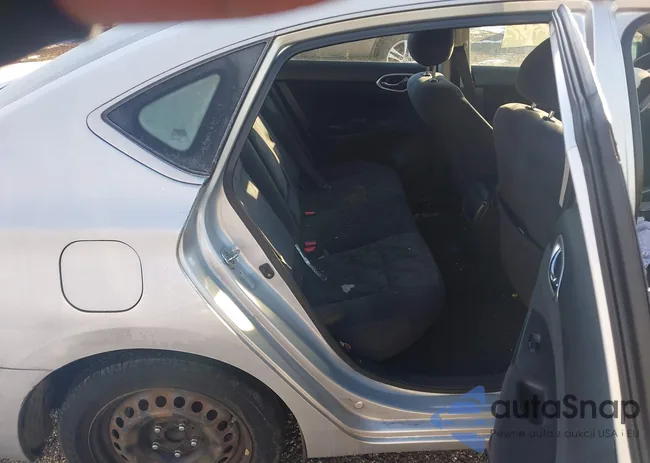 3N1AB7APXDL672808: 43948180