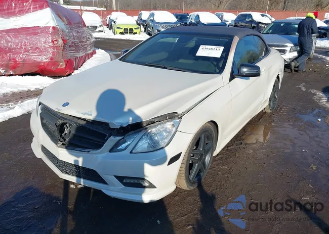 WDDKK7CF6BF068594: 43948213