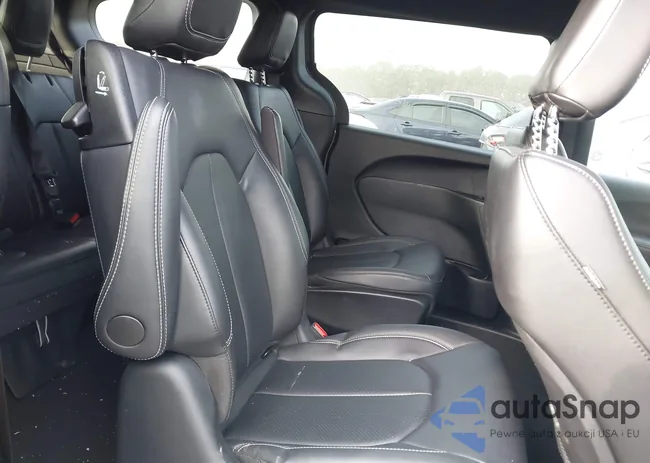 2C4RC1S74SR573099: 43948278