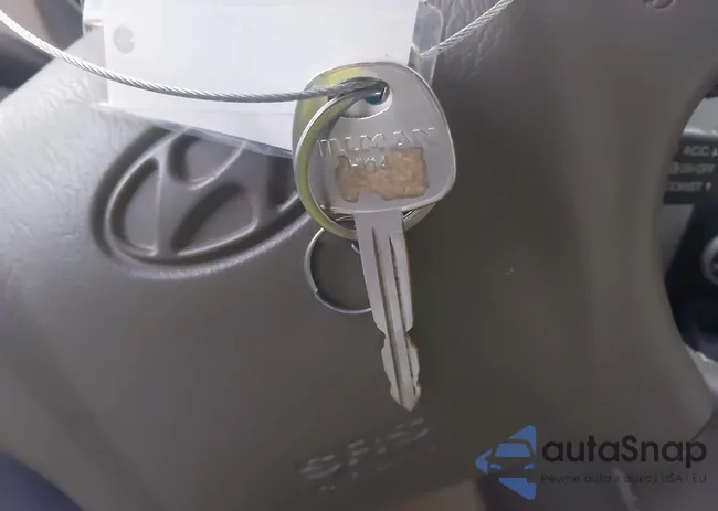 KM8JN12D26U352473: 43948298