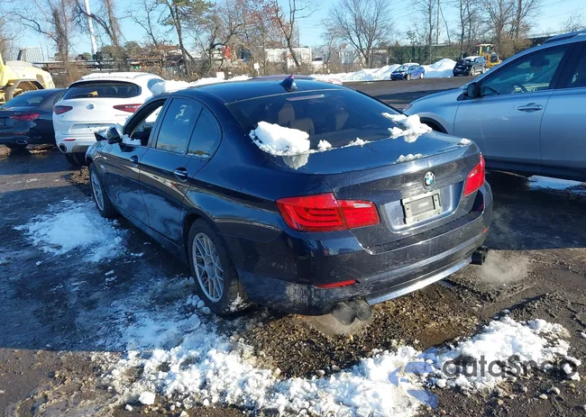 WBAXH5C51CDW07689: 43947409