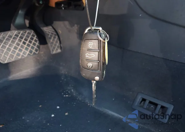 WAUAF78E48A134377: 43947528