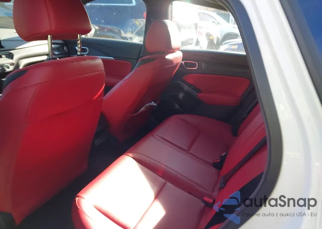 19UDE4H68RA011436: 43947577