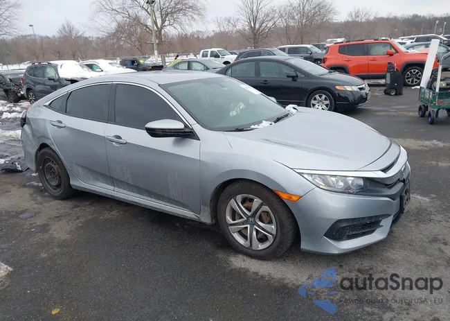 19XFC2E59JE009256: 43947702