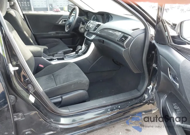 1HGCR2F37DA267704: 43947728