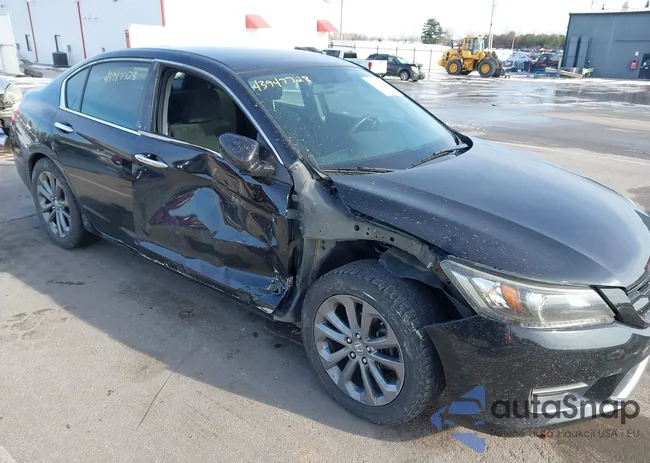 1HGCR2F37DA267704: 43947728