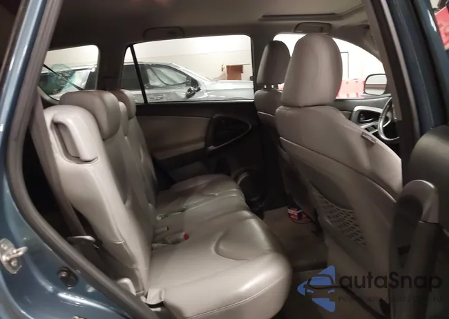 JTMDF4DV0AD030154: 43948762