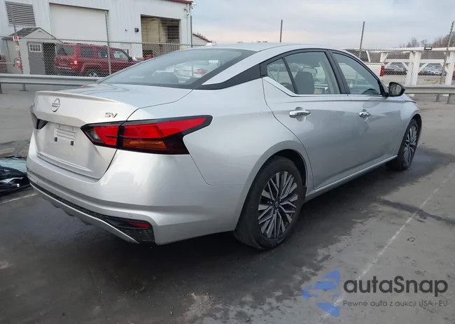 1N4BL4DV1RN345606: 43948809