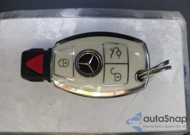 WDDSJ4EB5GN306735: 43948903