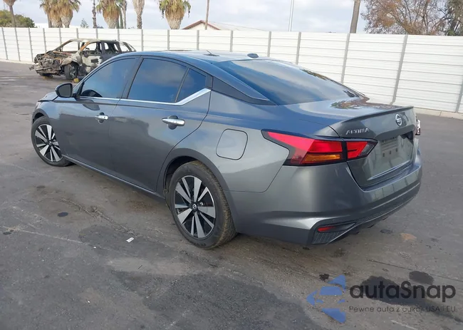 1N4BL4DV4NN314733: 43949063