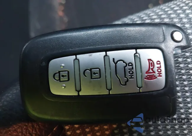 KMHTC6ADXGU251809: 43949077