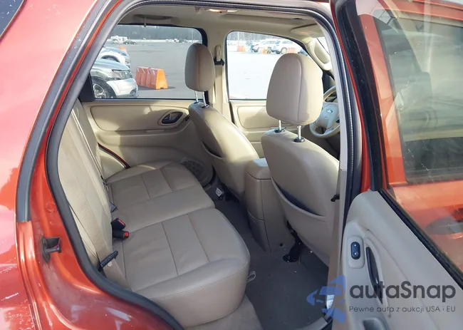 1FMYU93187KA62420: 43949111