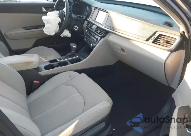 5XXGT4L35JG179302: 43949172