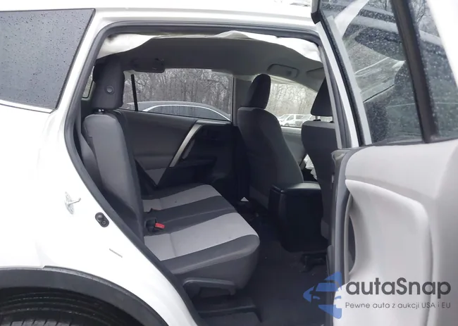 JTMBFREV0DD038911: 43949176