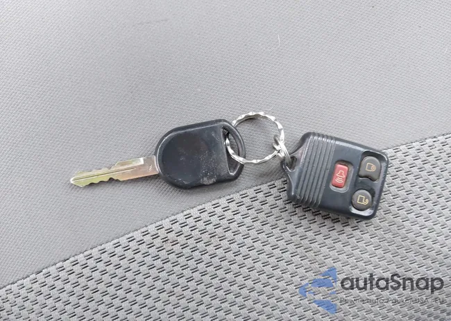 1FMYU93117KB97450: 43949215