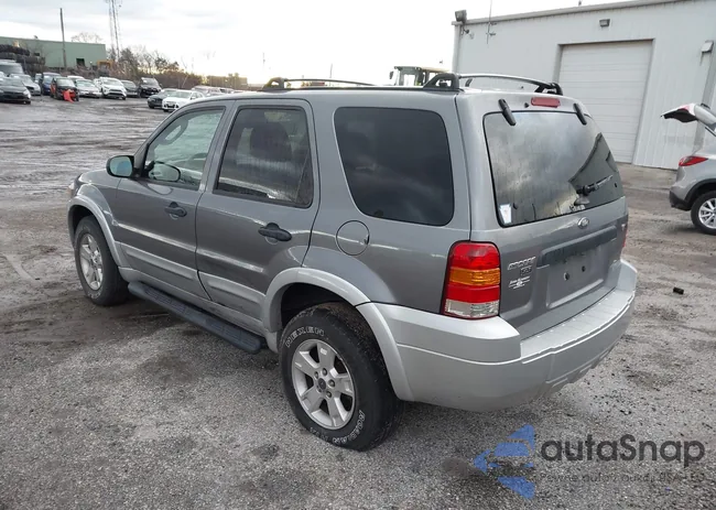 1FMYU93117KB97450: 43949215