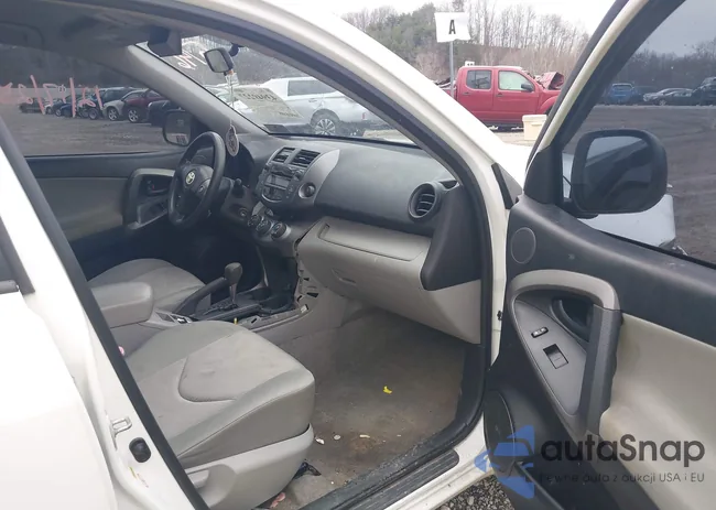 JTMBF4DVXAD025146: 43949227