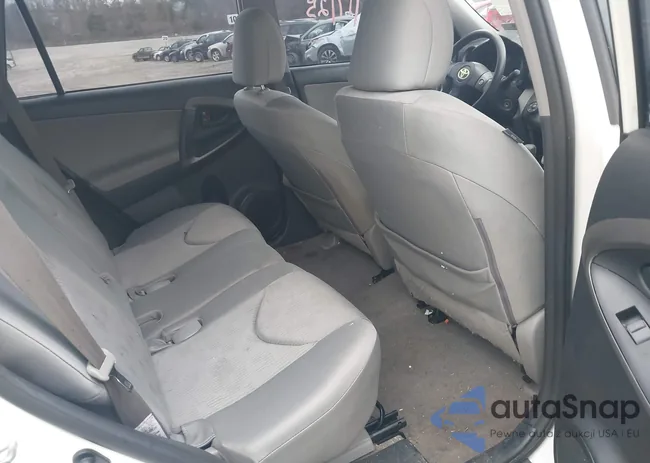 JTMBF4DVXAD025146: 43949227