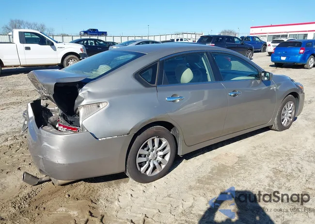 1N4AL3AP3EC119567: 43948649