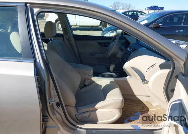 1N4AL3AP3EC119567: 43948649