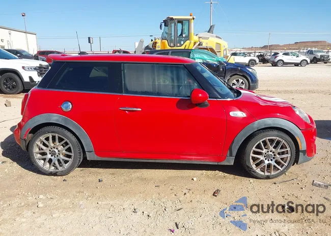 WMWXP7C53F2A38569: 43948654