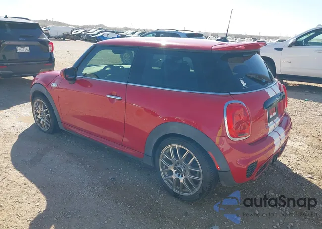 WMWXP7C53F2A38569: 43948654