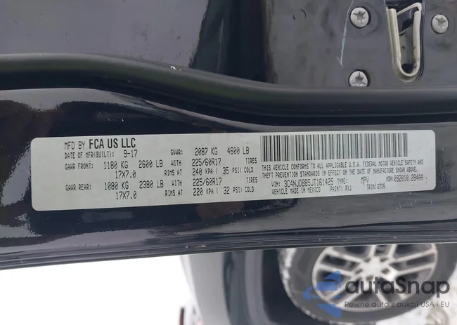 3C4NJDBB5JT161425: 43948712