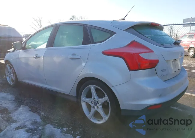 1FAHP3N25CL193460: 43949758