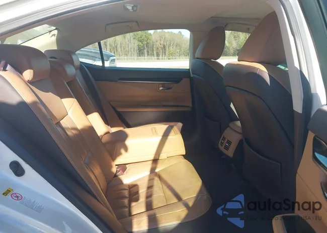 JTHBK1GG5G2232912: 43949760