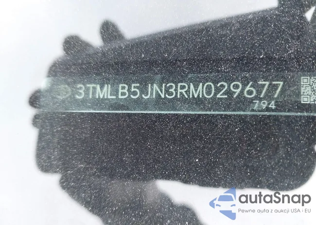 3TMLB5JN3RM029677: 43949972
