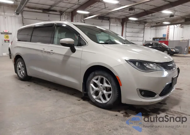 2C4RC1BG6HR780053: 43950038