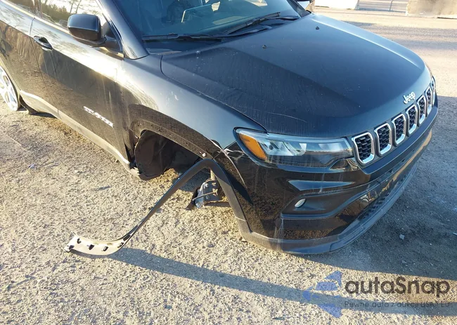 3C4NJDBN7ST542611: 43950077