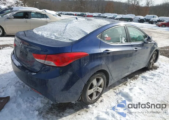 KMHDH4AE2DU838889: 43950235