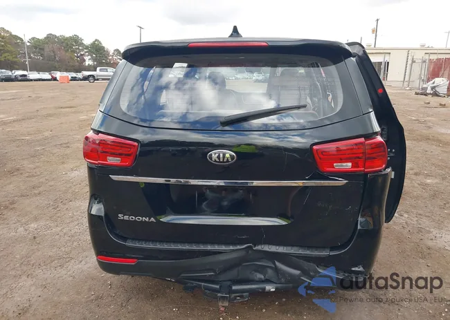 KNDMA5C10L6588810: 43950292