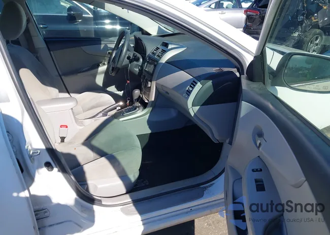 2T1BU4EE7DC940364: 43950320