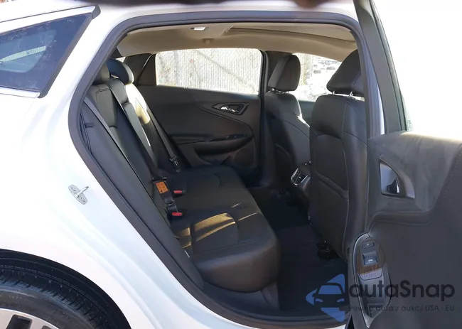 1G1ZE5SX2NF207745: 43950345