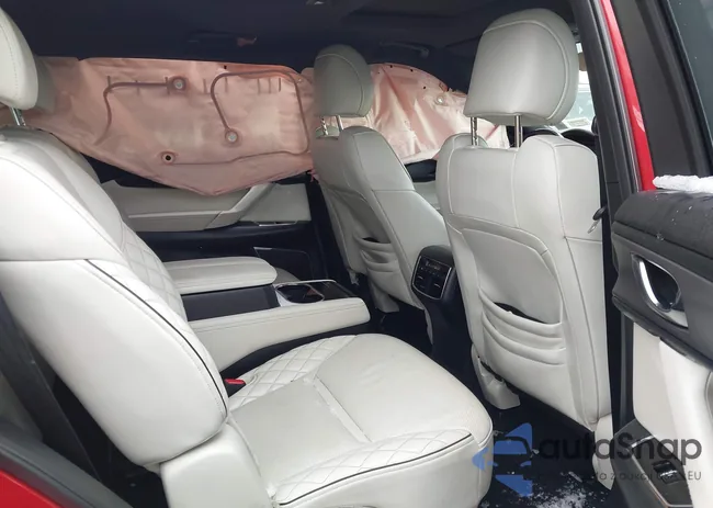 JM3TCBEY0M0541562: 43949359