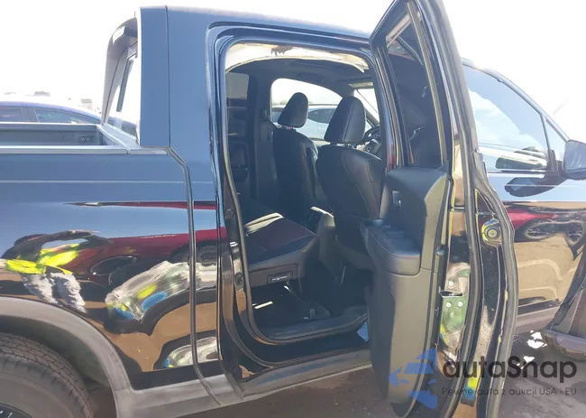 5FPYK3F83KB009945: 43949378