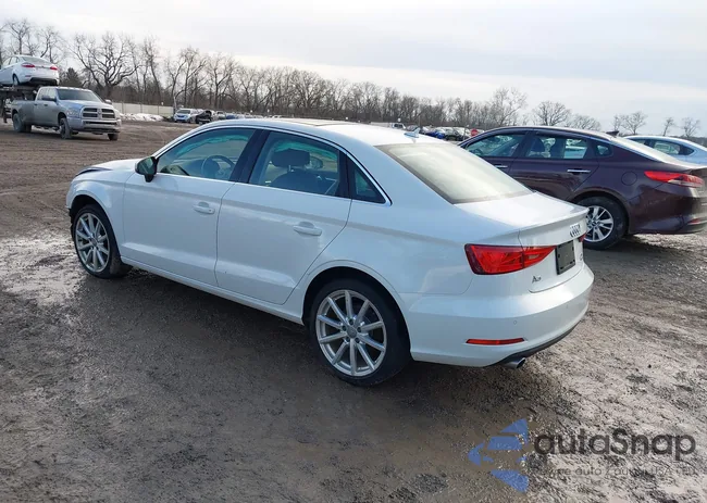 WAUEFGFF0F1127923: 43949399