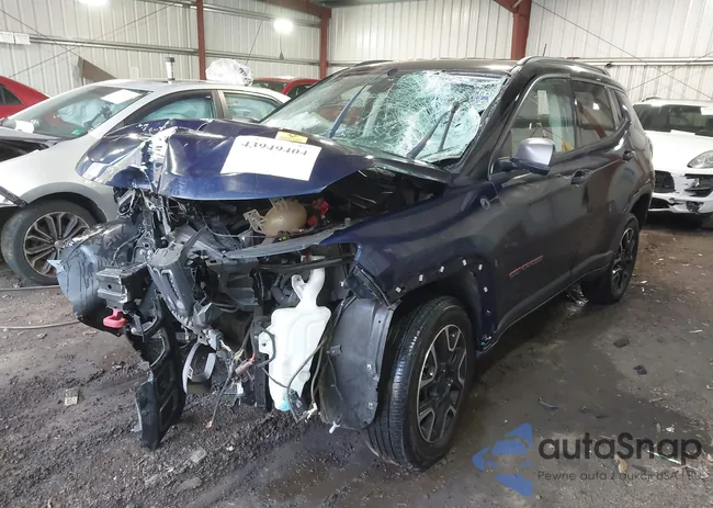 3C4NJDDB8KT748054: 43949404