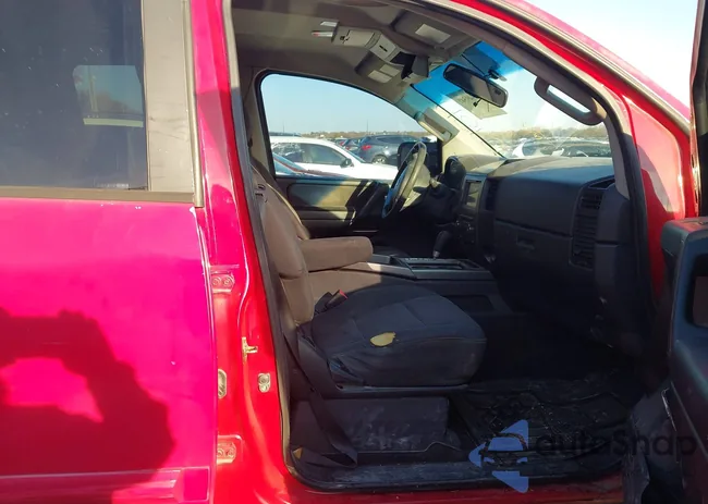 1N6BA0ED7CN307011: 43949541