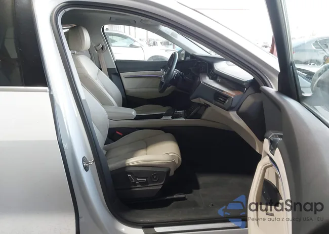 WA1VABGE6KB024157: 43950838