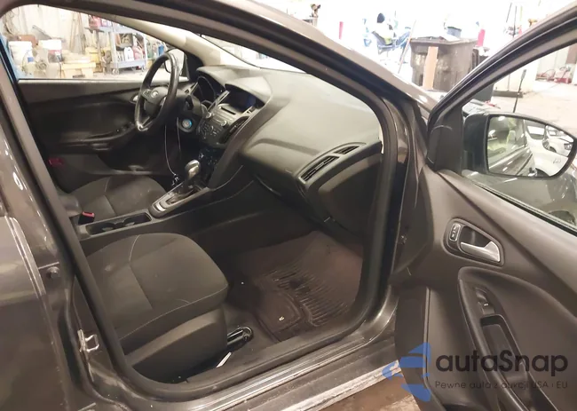 1FADP3F23GL272855: 43950858